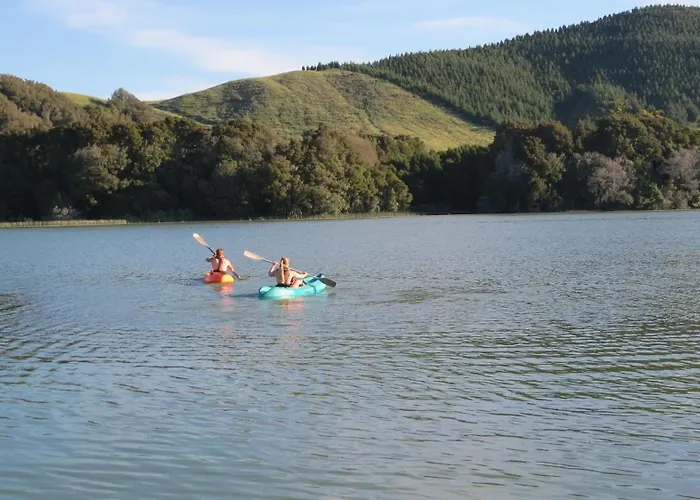 Kotare Lakeside Retreat