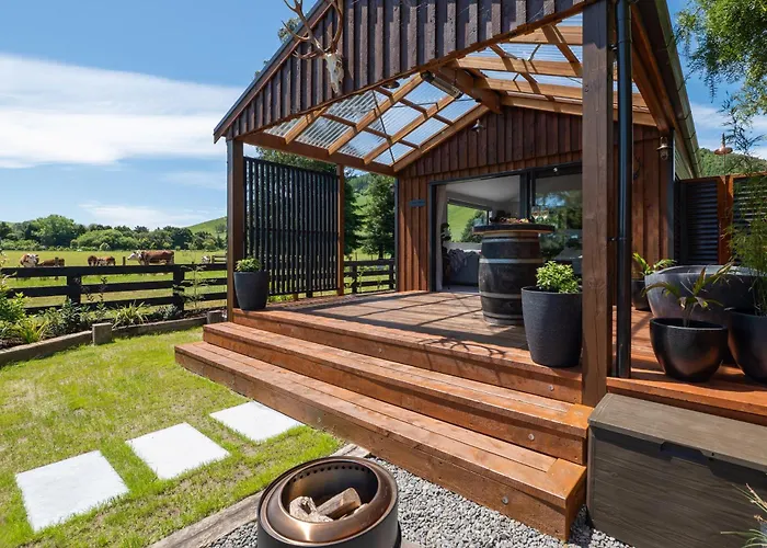 Kotare Lakeside Retreat Chalet Rotorua