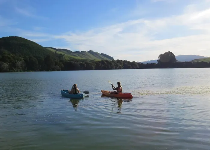 Kotare Lakeside Retreat