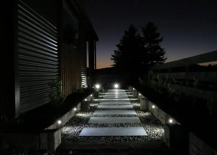 Kotare Lakeside Retreat Chalet Rotorua